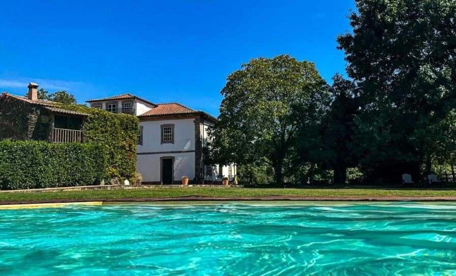 Farm stay Casa De Baixo - Nature Hotel Alvoco das Varzeas